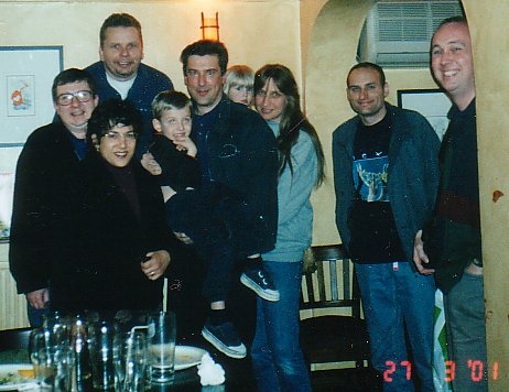 l-r: Damian Blakemore, Lori and Lyell Loyd, Ian, Keith, Stephanie and Monika Domone, Stu Berry, Tim Beckwith.